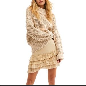 Free People my only sunshine Chuncky sweater.